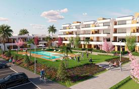 Apartments with private gardens in a residence with swimming pools, near the golf course, Murcia, Spain for 196,000 €