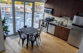 Apartment – Dundas Street West, Toronto, Ontario,  Canada for C$764,000