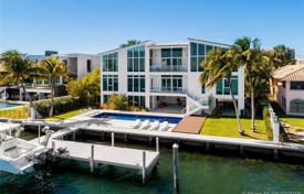 Modern villa with a pool, a private dock, a jacuzzi, a garage and a terrace, Coral Gabes, USA for $9,988,000