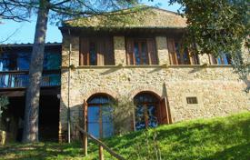 13th century villa for sale in Arezzo Tuscany for 1,200,000 €