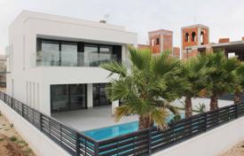 New villa 400 meters from La Marina beach, Costa Blanca, Spain for 629,000 €