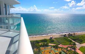 Furnished apartment on the first line of the ocean in Miami Beach, Florida, USA for $850,000