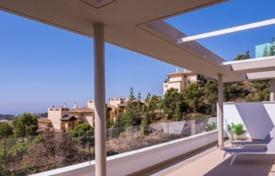 New four-room apartment with sea views in Benahavis, Andalusia, Spain for 720,000 €