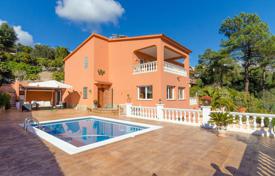 High-quality villa with a sea view, a swimming pool and a garden near the beach, Lloret de Mar, Spain for 552,000 €