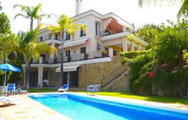 Exquisite villa with a pool and a garden in Malaga, Andalusia, Spain for 2,685,000 €