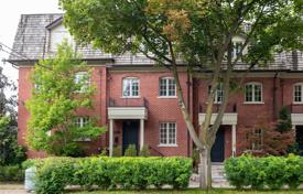 Terraced house – Etobicoke, Toronto, Ontario,  Canada for C$2,533,000