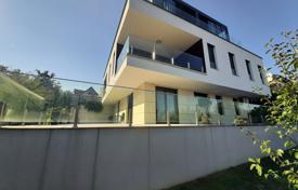 Modern apartment with a large terrace and a garden, Heviz, Hungary for 330,000 €
