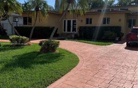 Townhome – Sunny Isles Beach, Florida, USA for $1,599,000