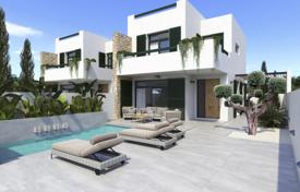 New villa with a pool and a parking in Daya Vieja, Alicante, Spain for 324,000 €
