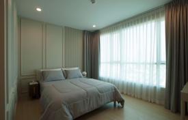 2 bed Condo in Supalai Riva Grande Yan Nawa District for $290,000