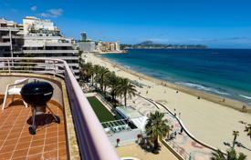 Five-room penthouse on the first line from the beach in Calpe, Alicante, Spain for 880,000 €