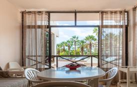 Furnished apartment near the beach, in the center of Los Cristianos, Spain for 255,000 €