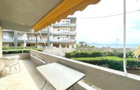 Two-storey townhouse just a few steps from the beach, Loutraki, Peloponnese, Greece for 170,000 €