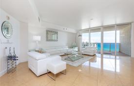 Two-bedroom apartment on the first line of the ocean in Sunny Isles Beach, Florida, USA for $1,250,000