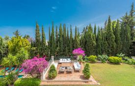 Villa for sale in La Carolina, Marbella Golden Mile for 5,500,000 €