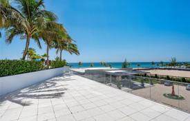 Condo – Collins Avenue, Miami, Florida,  USA for $2,900,000