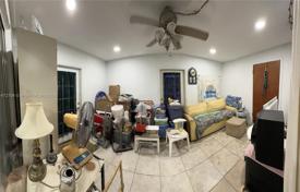 Townhome – Vero Beach, Indian River County, Florida,  USA for $260,000