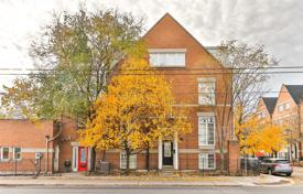 Terraced house – Pape Avenue, Toronto, Ontario,  Canada for C$1,394,000