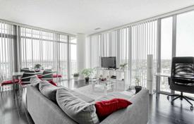 Apartment – The Queensway, Toronto, Ontario,  Canada for C$814,000