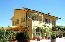 Traditional villa with a pool in Guardistallo, Tuscany, Italy for 980,000 €