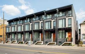 Terraced house – Broadview Avenue, Toronto, Ontario,  Canada for C$1,568,000