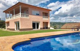 Furnished villa with a pool, a garden and a sea view, Calonge, Spain for 575,000 €