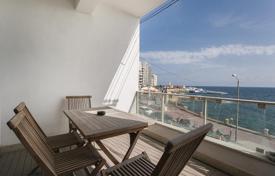 Seafront fully furnished apartment in Sliema for 850,000 €