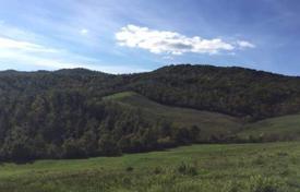 Land plot in Chianni, Tuscany, Italy for 980,000 €