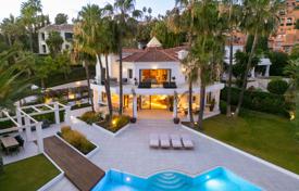 Villa for sale in La Cerquilla, Nueva Andalucia for 4,495,000 €