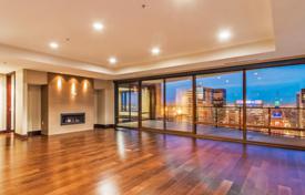 Comfortable apartment with a spacious terrace and a city view, in a condominium with room service, Denver, USA for $2,345,000