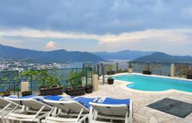 Furnished villa with a swimming pool at 450 meters from the sea, Herceg Novi, Montenegro for 420,000 €