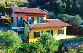 Wonderful villa with breathtaking views of Lake Garda in Torri del Benaco, Veneto, Italy for 2,400,000 €