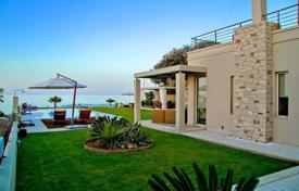 New villa with a direct access to a sandy beach, Hersonissos, Crete, Greece for 9,100 € per week