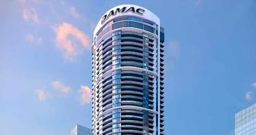 Harbour Lights — luxury high-rise waterfront residence by DAMAC with a private beach and a swimming pool in Dubai Maritime City