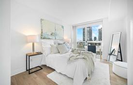 Apartment – Bay Street, Old Toronto, Toronto,  Ontario,   Canada for C$1,089,000