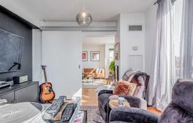 Apartment – The Queensway, Toronto, Ontario,  Canada for C$1,042,000