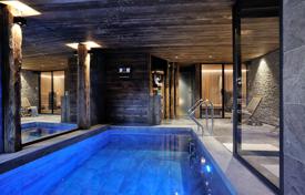 5 bedroom luxury ski in and out off plan apartment with own private swim spa for 1,811,000 €