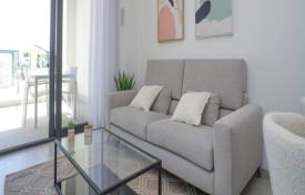 Three-bedroom penthouse in a new complex, Torrevieja, Alicante, Spain for 528,000 €