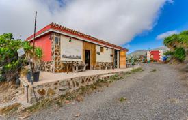 Farmhouse with a vineyard in Vilaflor, Tenerife, Spain for 1,070,000 €