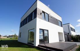 Terraced house – Carnikava, Latvia for 285,000 €