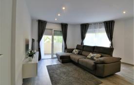 Three-bedroom apartment near the sea in Calpe, Alicante, Spain for 165,000 €