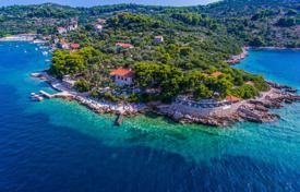 Luxury plot on the first sea line, Elaphite Islands, Croatia for 1,800,000 €