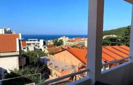 One-bedroom apartment with sea views in the center of Petrovac, Budva, Montenegro for 115,000 €