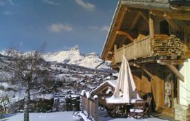 Luxury chalet with a sauna and a terrace, Megeve, France for 13,400 € per week