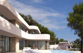Villa within walking distance to the beaches and the centre of Moraira for 1,690,000 €