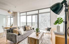 Apartment – The Queensway, Toronto, Ontario,  Canada for C$696,000