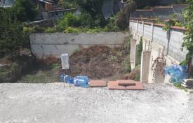 Land plot of 550 sq. m. with initial construction, garage of 75 sq. m. Balchik, Bulgaria for 40,000 €