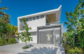 New home – Miami Beach, Florida, USA for $19,500 per week
