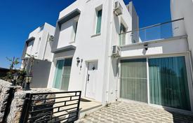 Finished fully furnished townhouse in, which is located in the Karshiyaka area just a 15-minute drive from the Kyrenia and 600m from the sea for 256,000 €