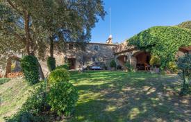 Traditional 19th century estate on the Costa Brava, Spain for 1,100,000 €